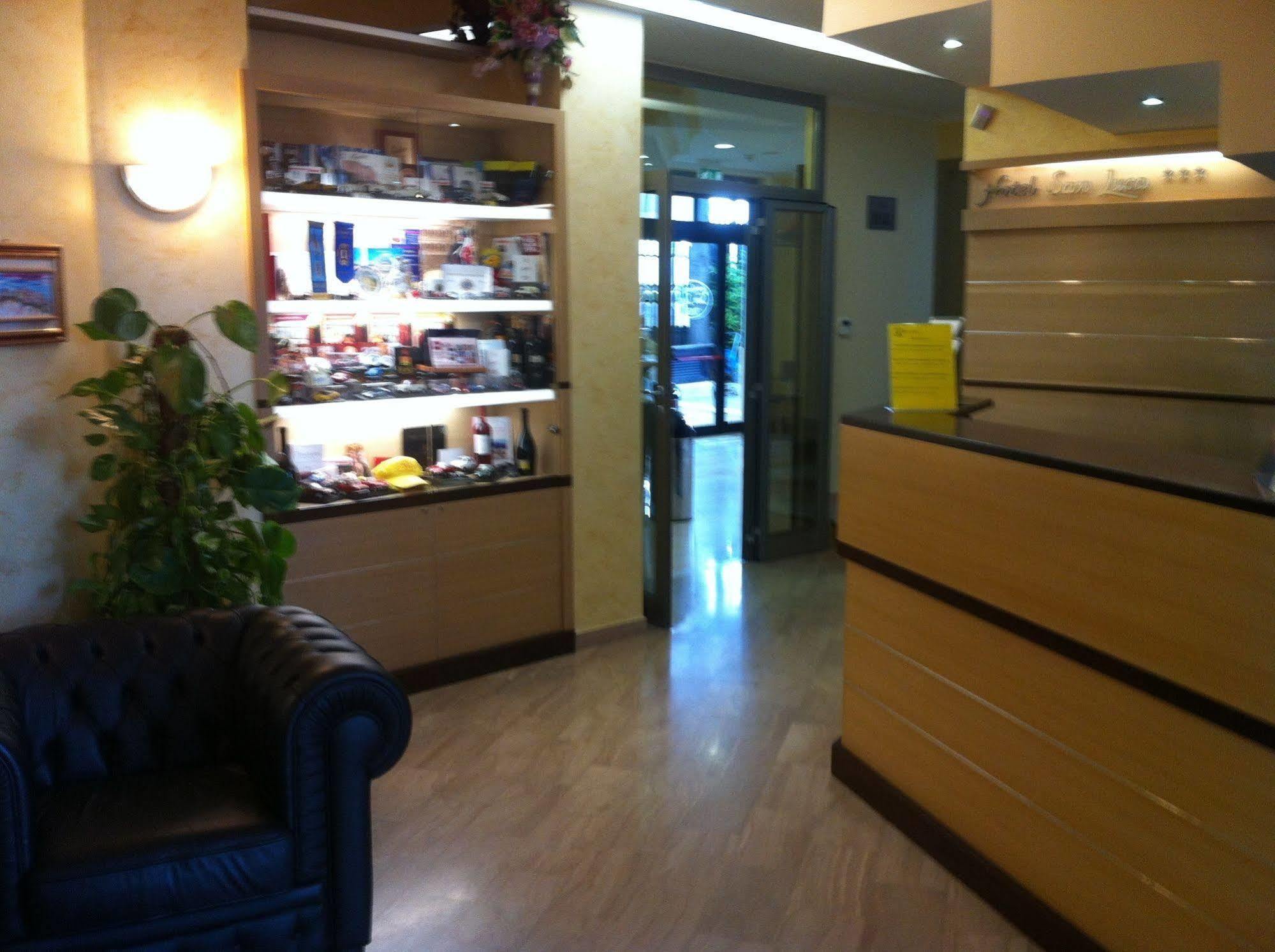 Hotel San Luca Rossano Buitenkant foto