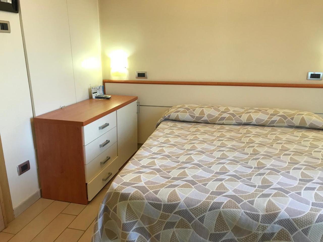Hotel San Luca Rossano Buitenkant foto