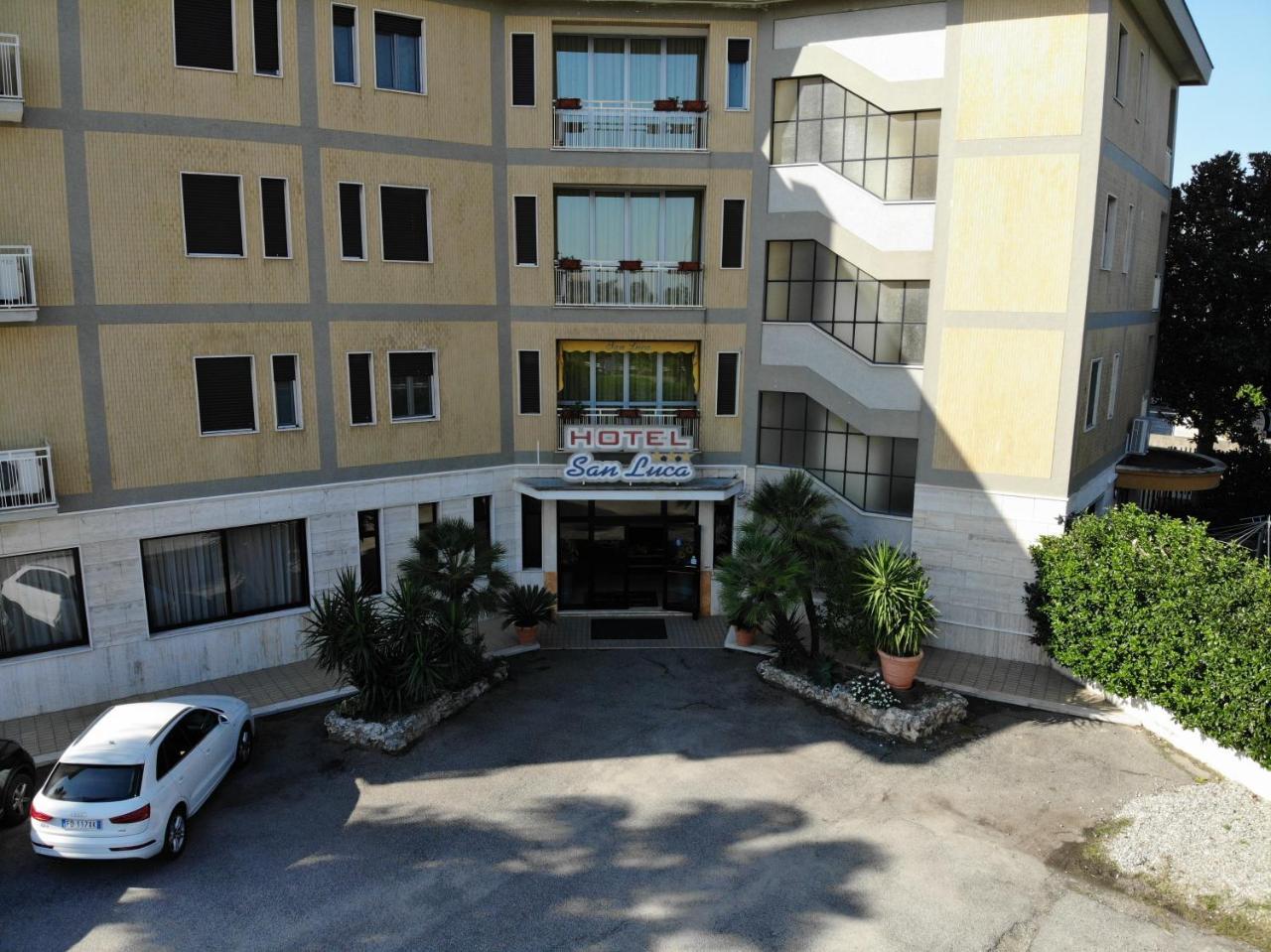 Hotel San Luca Rossano Buitenkant foto